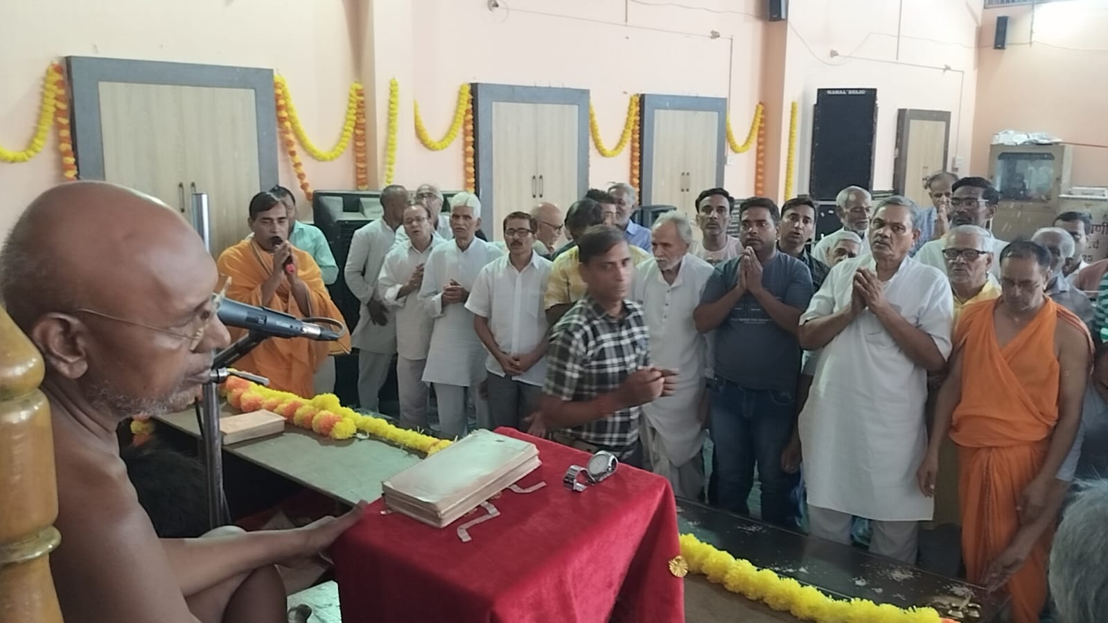 समाचार:धर्म ही जीवन का प्रकाश है, जो आत्मा को अज्ञान के अंधकार से मुक्त करता है : आचार्यश्री उदारसागर
