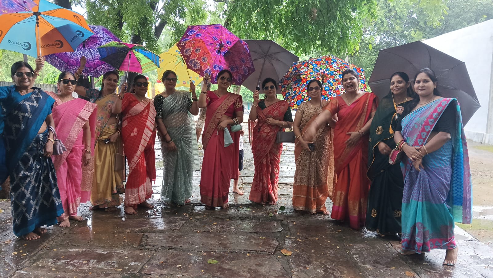 सोशल ग्रुप सार्थक की रेन मीटिंग में भक्तामर स्तोत्र के 26वें काव्य का वाचन : एक घंटे णमोकार महामंत्र का पाठ, आगामी सेवा कार्यक्रमों पर बनी सहमति