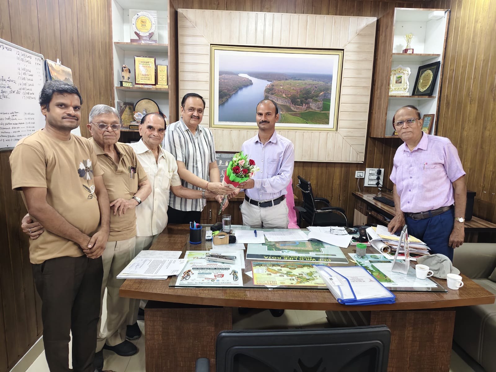 नवनियुक्त उपवन संरक्षक का अभिनंदन : संरक्षित होगा शेरगढ़ का जैन पुरातत्व