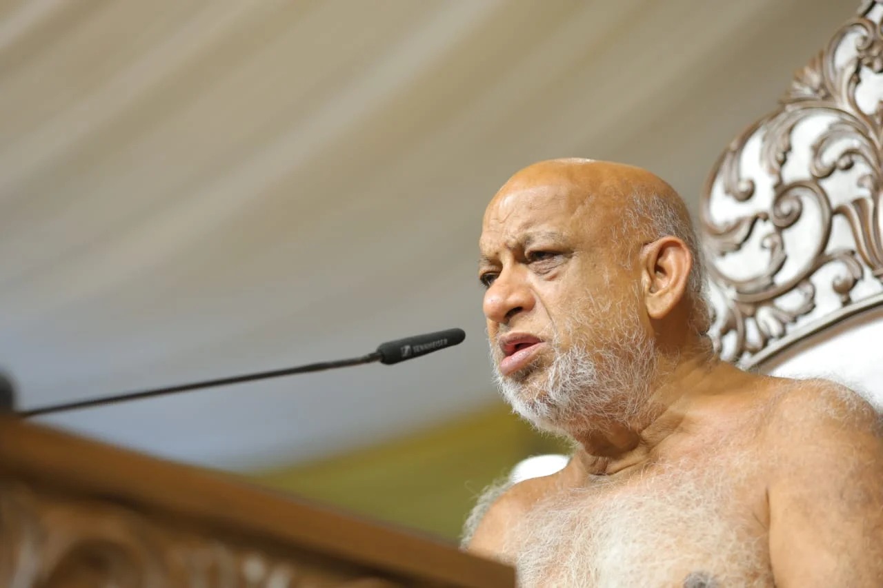 आत्म प्रशंसा और पर निंदा से बचने पर ही मिलती है सफलता : मुनि पुंगव श्री सुधा सागर जी ने चातुर्मासिक धर्मसभा में दी मंगल देशना