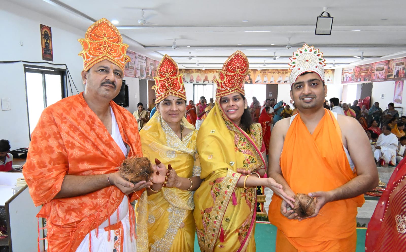 16 परिवारों ने भक्तामर विधान में दिया संयमित जीवन का संदेश : 27वें दिन किया पुण्यार्जन, सुख की प्राप्ति के लिए संयम का संकल्प