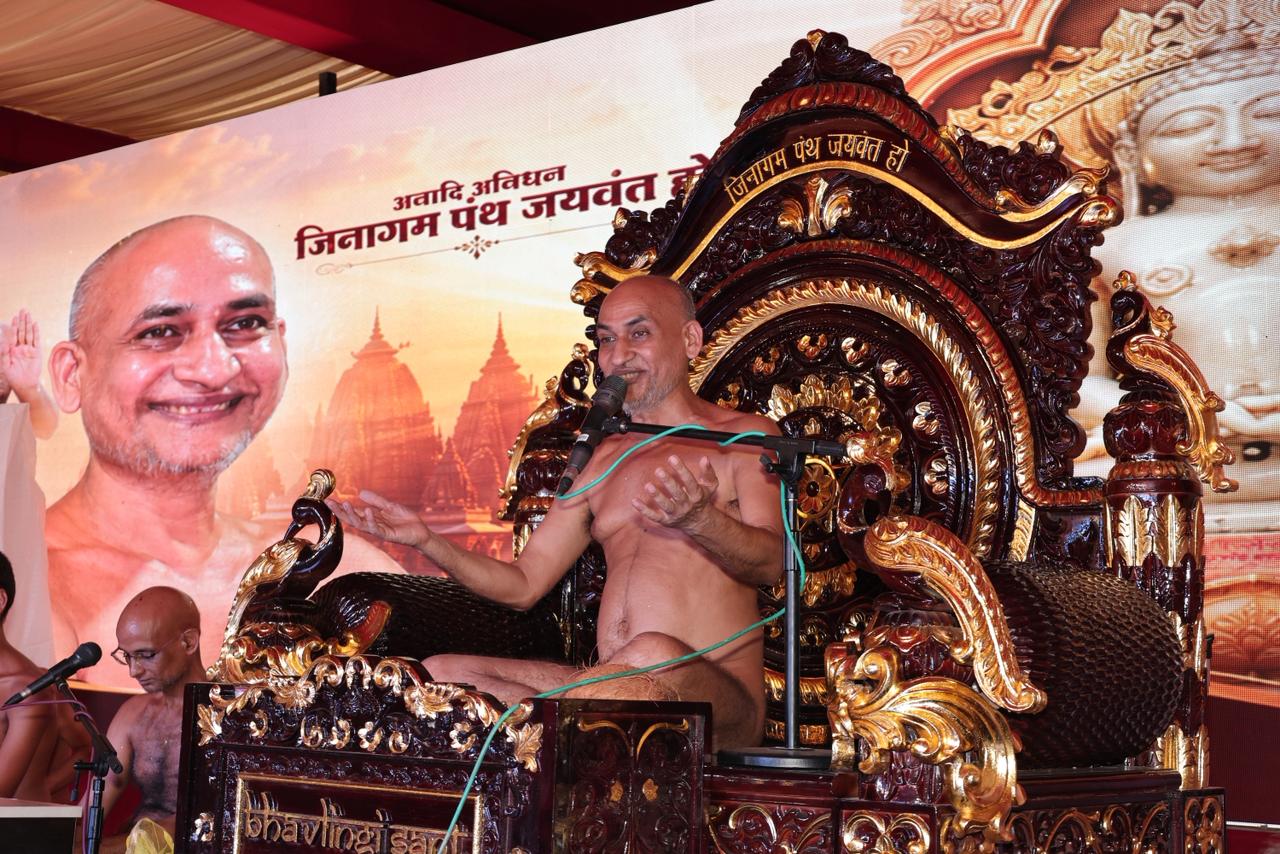 मेरी जिंदगी में कोई दखल न करे यही सोच स्वच्छंदता है : आचार्य विमर्शसागर जी ने 30 अगस्त से शुरू हुआ अनूठा एवं आकर्षक ‘विमर्श कैम्प