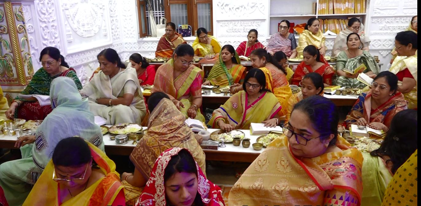 मन-वचन-कर्म में एकरूपता और छल-कपट से दूरी ही उत्तम आर्जव धर्म—आचार्य सौभाग्य सागर : जयपुर हाउस जैन मंदिर में अभिषेक-शांतिधारा और विशेष पूजन के साथ हुई आराधना