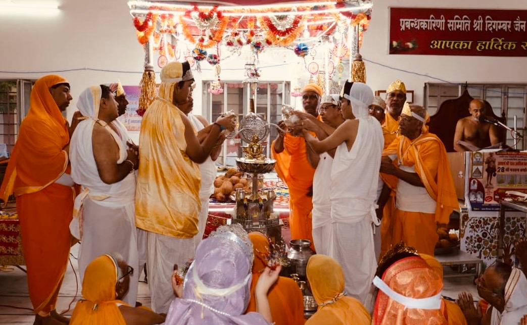 सत्य का मार्ग कठिन अवश्य, लेकिन आत्मशुद्धि और मोक्ष की ओर ले जाने वाला—आचार्य आदित्य सागर : जनकपुरी में श्रद्धाभाव से हुई उत्तम सत्य धर्म की पूजन-विधान