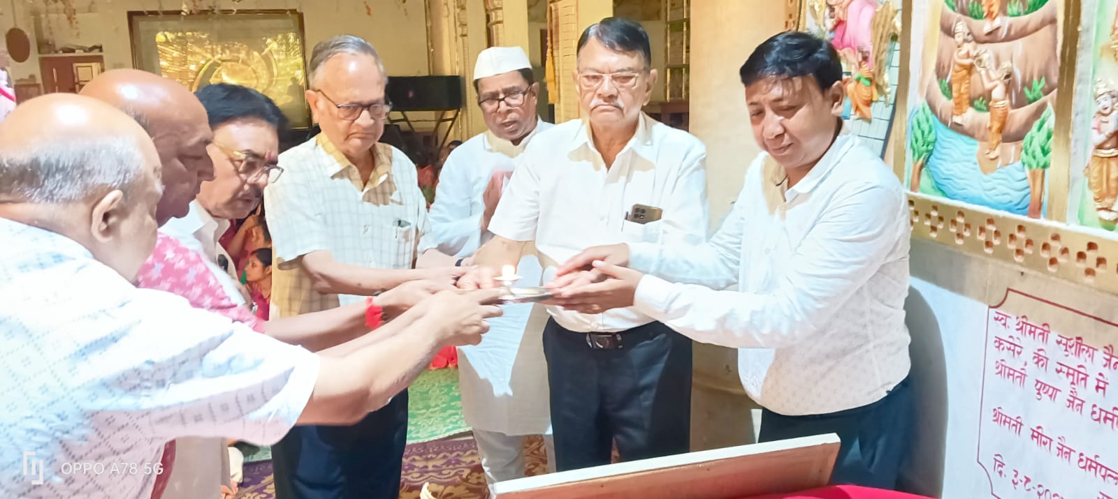 एआई के माध्यम से दिखे भगवान पार्श्वनाथ के दस भव : राजामंडी जैन मंदिर में ‘कौन जाएगा मोक्ष द्वार’ कार्यक्रम में उमड़ा उत्साह