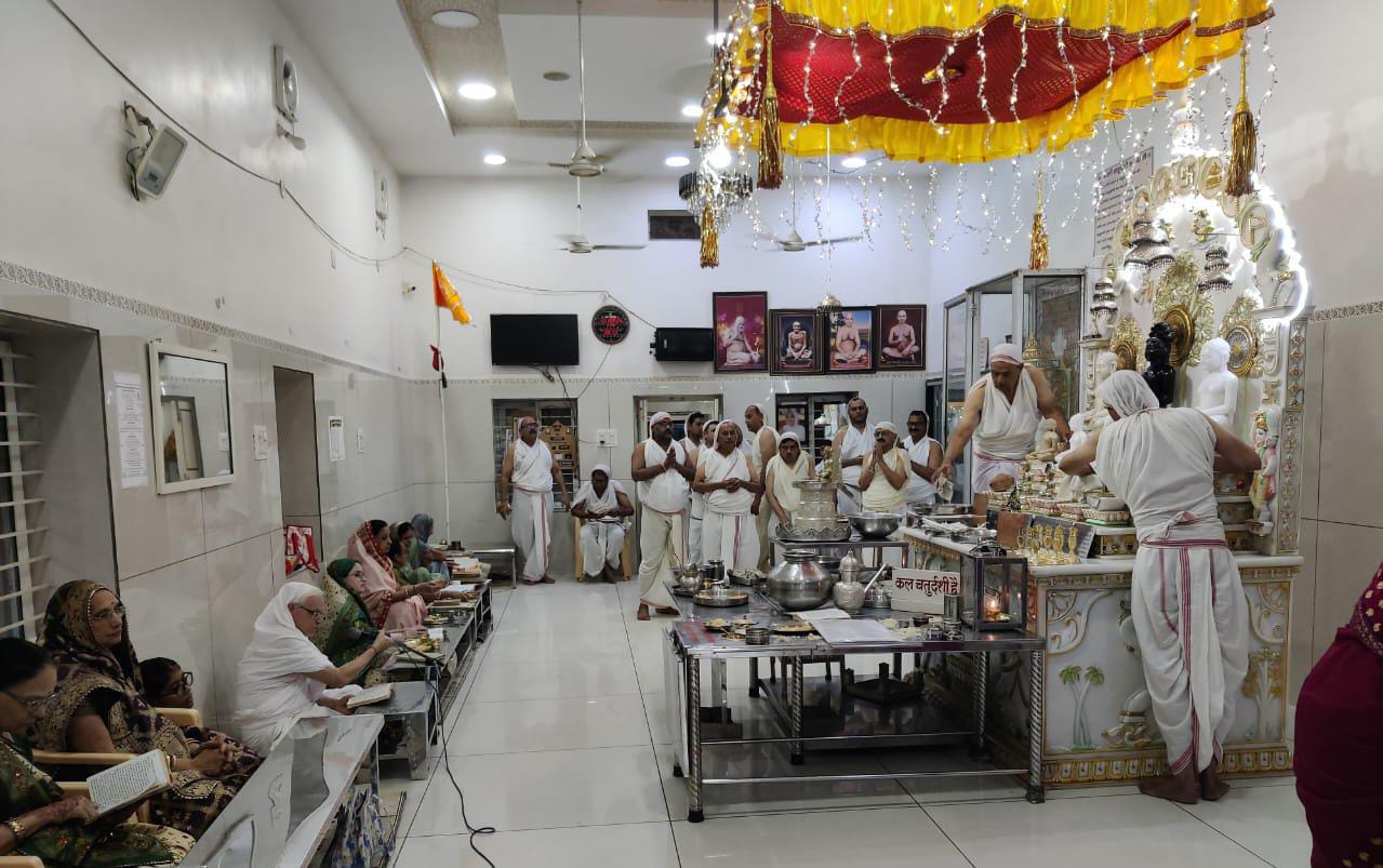 ‘मेरा-मेरा’ का भाव छोड़ें, आत्मा के सिवाय कुछ भी अपना नहीं : आर्यिका सुप्रज्ञमति माताजी ने बताया उत्तम आकिंचन्य धर्म का मर्म