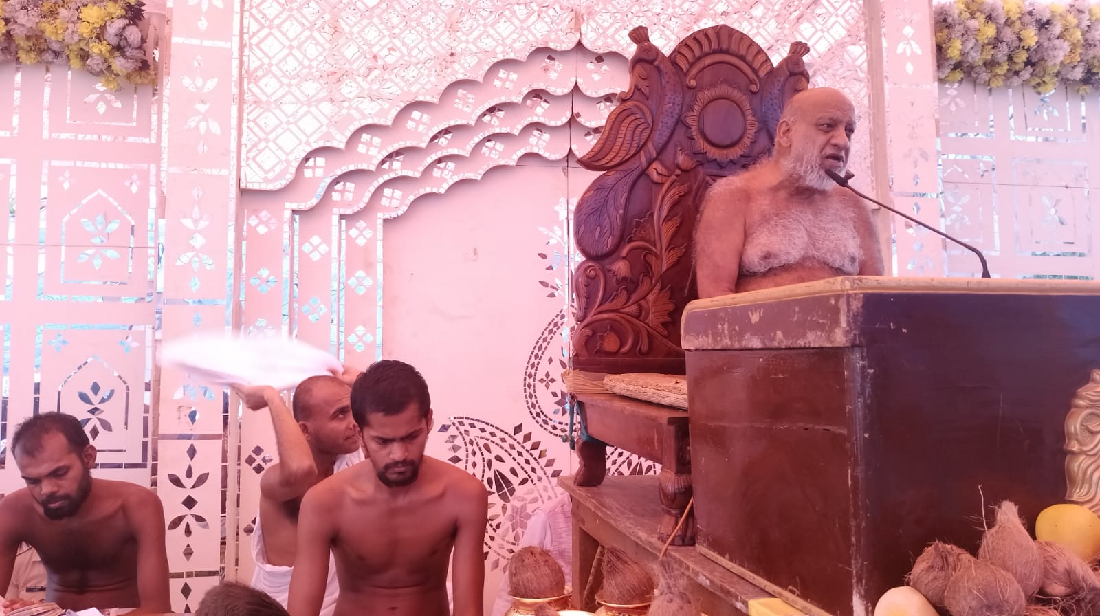 श्रमण संस्कृति संस्कार शिविर का हुआ शुभारंभ : मुनि श्री सुधासागरजी के सानिध्य में पंच कल्याणक प्रतिष्ठा महा महोत्सव के कार्यकर्ताओ का सम्मान