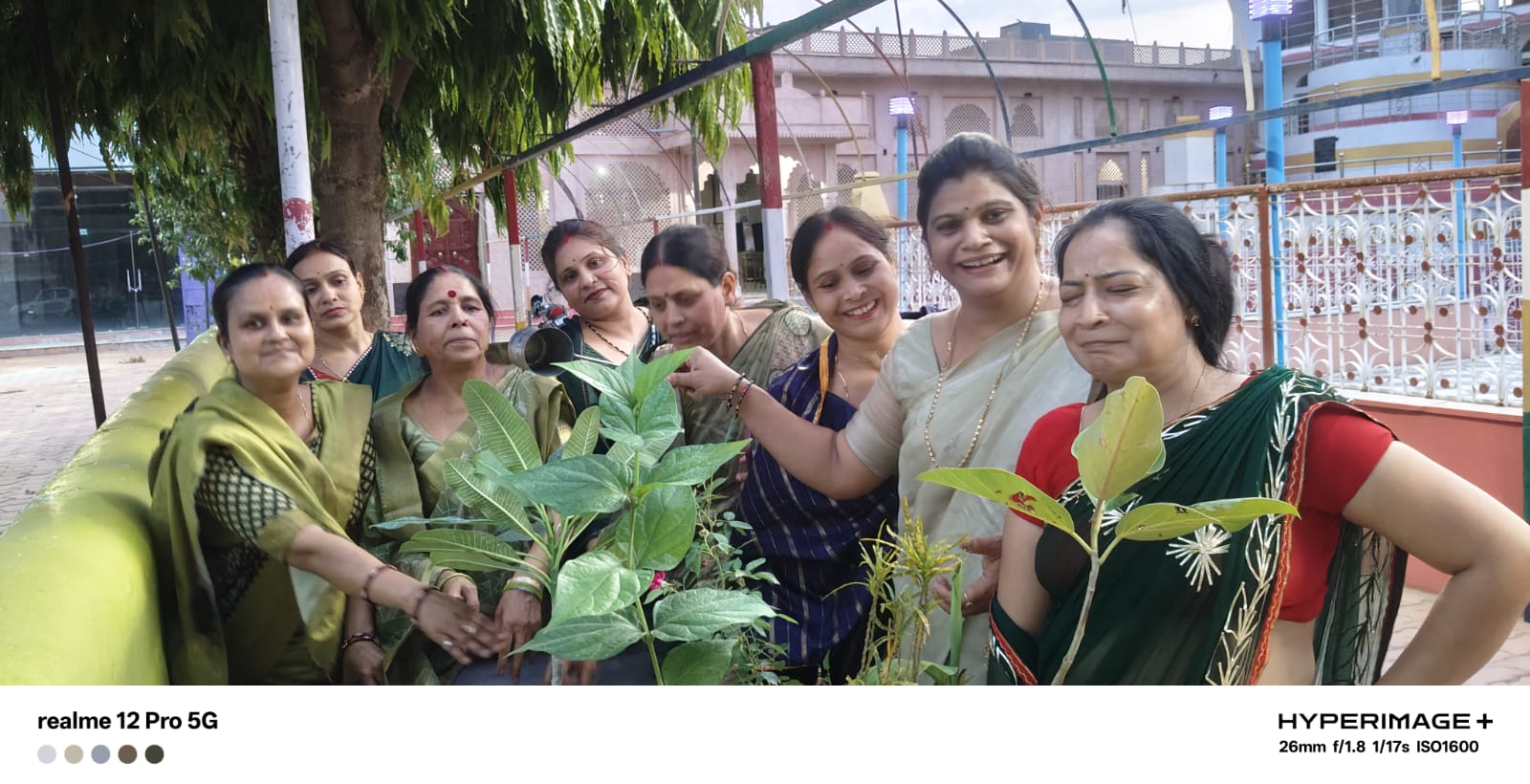 विशुद्ध वाटिका में दिगंबर जैन सोशल ग्रुप फाउंडेशन का वृक्षारोपण कार्यक्रम सम्पन्न : 101 पौधे लगाने का लिया संकल्प