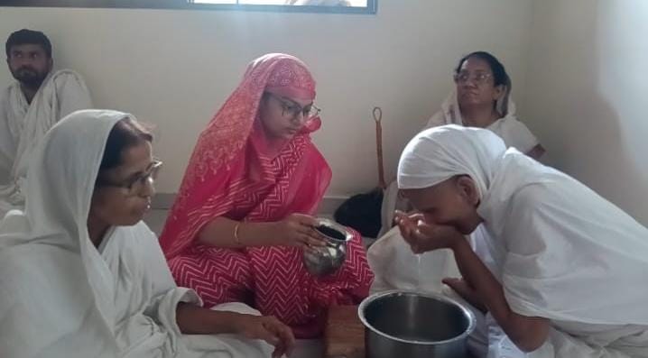 श्रद्धा के बिना भक्ति अधूरी होती है : आर्यिका लक्ष्मीभूषण माताजी ने नवकार नगर में श्रद्धा और भक्ति का बताया आध्यात्मिक महत्व
